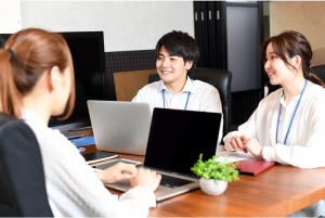 調査の目的のすり合わせと目的にあったアンケート設計をサポート